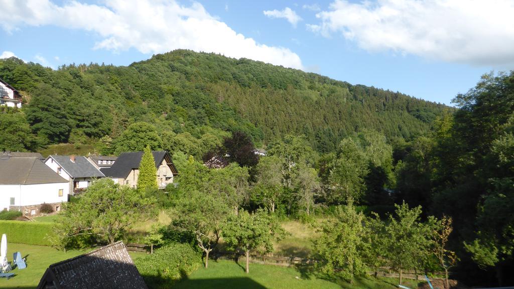 Pension Zur Schmiede Einruhr Exteriör bild