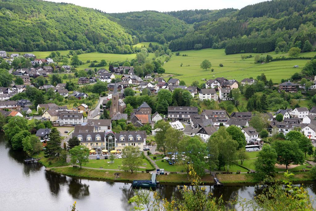 Pension Zur Schmiede Einruhr Exteriör bild